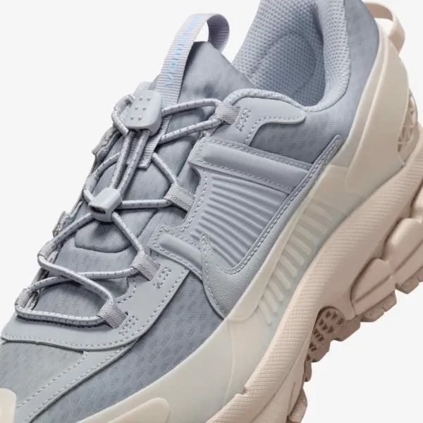 Кросівки Nike ZOOM VOMERO ROAM сіро-бежеві HJ4646-001