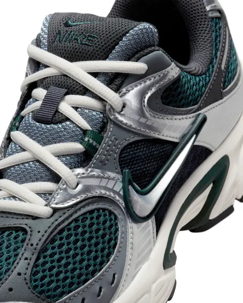 Кроссовки женские Nike V5 RNR темно-зелено-темно-серо-серебряные HQ7901-300