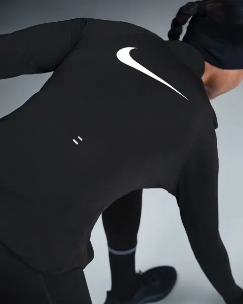 Реглан для бігу жіночий Nike TEMPO SWOOSH RUN DRI-FIT 1/4-ZIP чорний HV2842-010