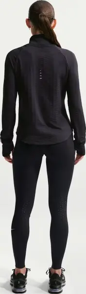 Світшот для бігу жіночий Nike SWIFT THERMA-FIT TURTLE-NECK чорний HV2969-010