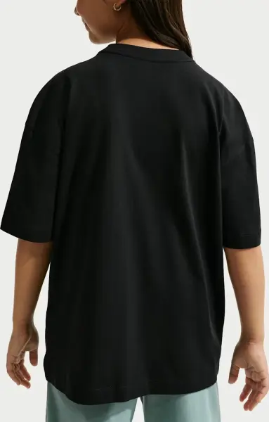 Футболка підліткова Nike SPORTSWEAR OVERSIZED чорна II1167-010
