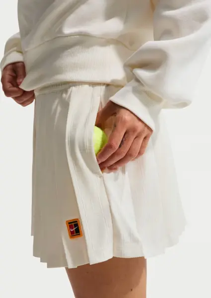 Шорти для тенісу жіночі Nike NIKECOURT COLLECTION DRI-FIT HIGH-WAISTED кремові IB0769-133