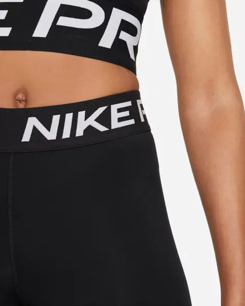 Велосипедки жіночі Nike PRO 365 8IN 8IN чорні CZ9840-010