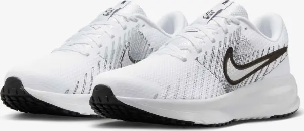 Кроссовки беговые женские Nike RUN DEFY бело-черные HM9593-101