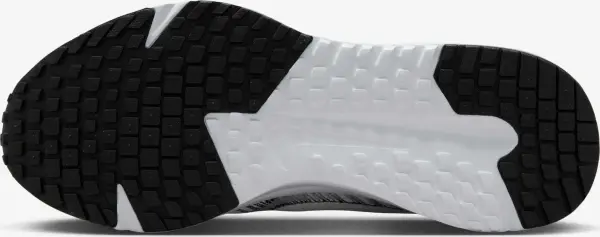 Кроссовки беговые женские Nike RUN DEFY бело-черные HM9593-101