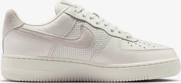 Кроссовки женские Nike AIR FORCE 1 '07 бежевые IQ0275-030