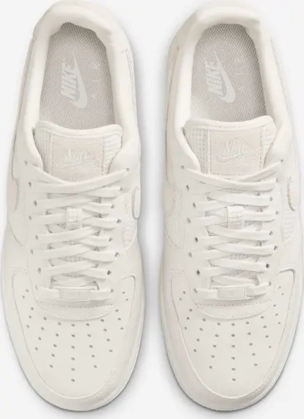 Кроссовки женские Nike AIR FORCE 1 '07 бежевые IQ0275-030
