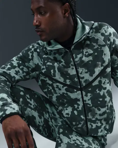 Толстовка Nike TECH FLEECE CAMO WINDRUNNER м'ятно-чорний камуфляж HV0955-017
