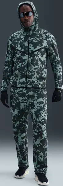Толстовка Nike TECH FLEECE CAMO WINDRUNNER м'ятно-чорний камуфляж HV0955-017