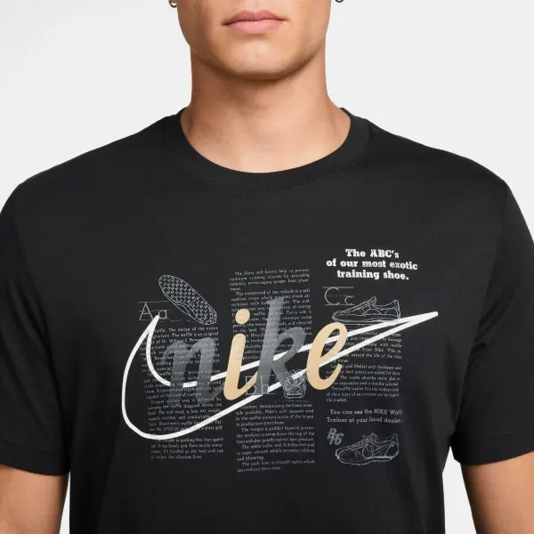 Футболка Nike SPORTSWEAR чорна IH1141-010