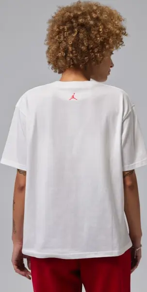 Футболка женская Nike JORDAN SPORT HERITAGE DRI-FIT GRAPHIC белая IO8722-100