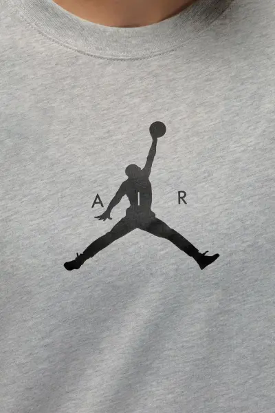 Футболка женская Nike JUMPMAN серая IM9809-052
