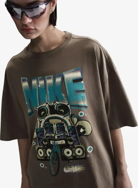 Футболка женская Nike SPORTSWEAR OVERSIZED коричневая HF9691-214