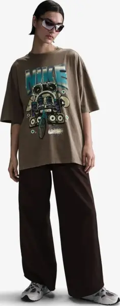Футболка женская Nike SPORTSWEAR OVERSIZED коричневая HF9691-214