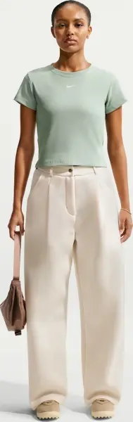 Футболка женская Nike SPORTSWEAR TIGHT RIBBED светло-зеленая HV4994-006