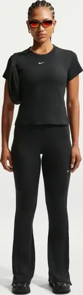 Футболка жіноча Nike SPORTSWEAR TIGHT RIBBED чорна HV4994-010