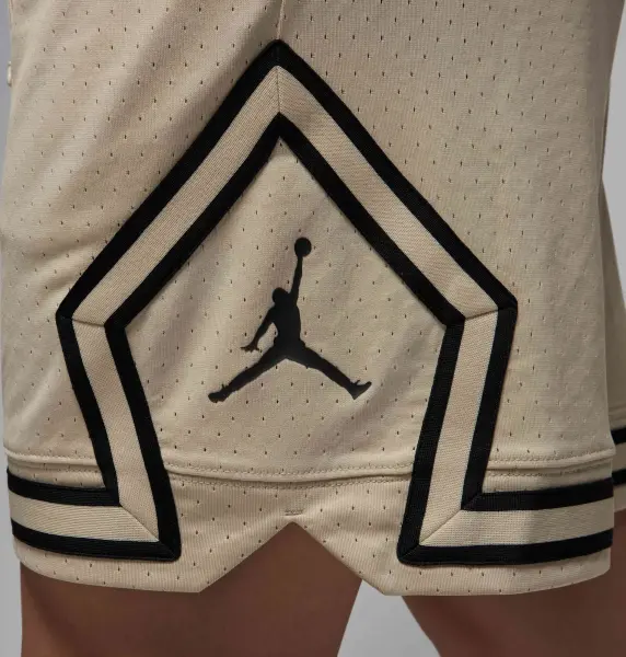 Шорты баскетбольные Nike JORDAN DRI-FIT MESH DIAMOND SHORTS бежево-черные HF9910-206