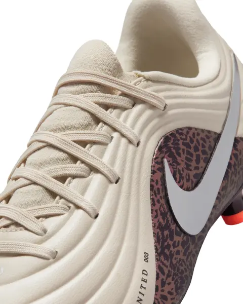 Бутсы детские Nike JR UNITED TIEMPO MAESTRO ACADEMY FG/MG NU3 бежево-темно-розово-серебряные IO8549-201