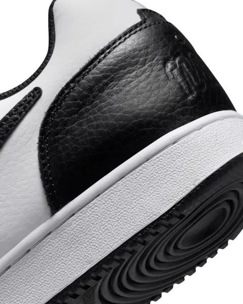 Кросівки Nike EBERNON LOW PREMIUM біло-чорні AQ1774-102