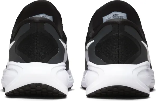 Кроссовки беговые женские Nike REVOLUTION 8 EASYON черно-белые HQ2415-001