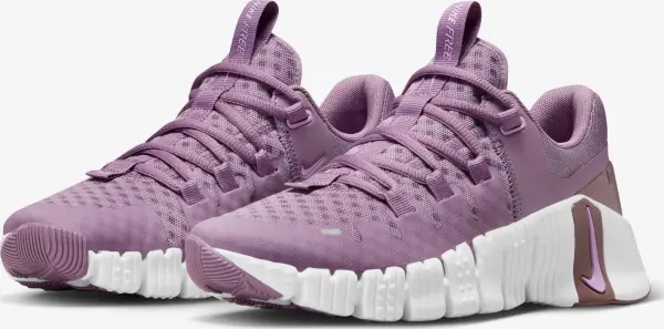 Кроссовки для тренировок женские Nike FREE METCON 5 фиолетовые DV3950-500