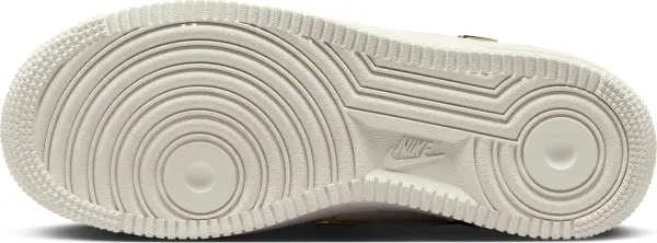 Кросівки жіночі Nike AIR FORCE 1 '07 LX молочні FV3654-111