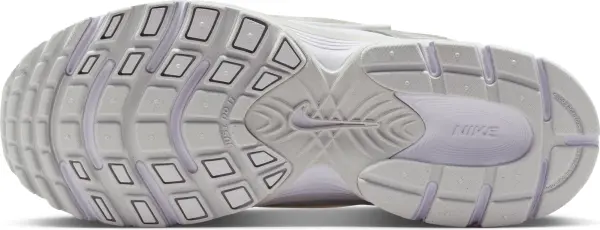 Кроссовки женские Nike V5 RNR бело-серебряные HQ7901-112