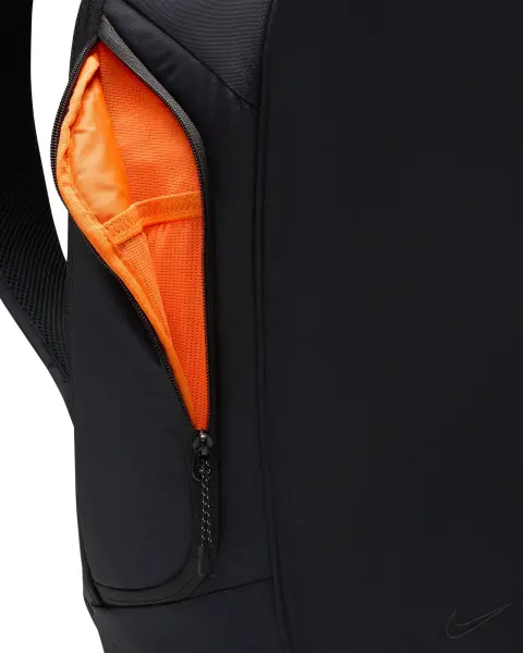 Рюкзак Nike SPORTSWEAR COMMUTE 25L чорний FZ6128-011