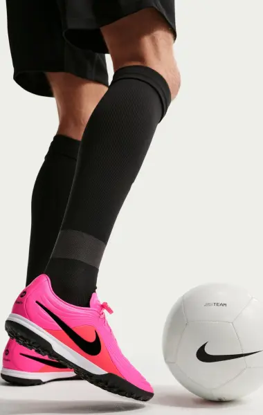 Сороконіжки (шиповки) Nike TIEMPO MAESTRO ACADEMY TF рожево-червоні IQ2388-901