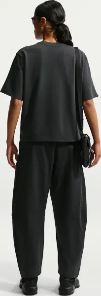 Футболка жіноча Nike ACG чорна DJ3646-011