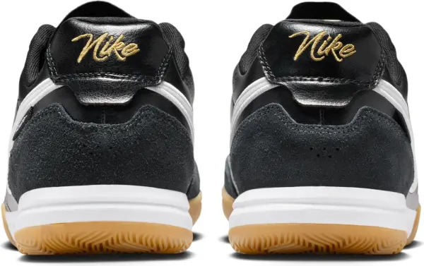 Футзалки (бампы) Nike TIEMPO STREETGATO черно-белые HQ7017-010