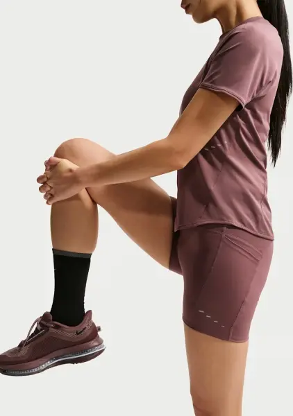 Шорты для бега женские Nike DRI-FIT SWIFT HIGH-WAISTED 4" TIGHT коричневые HJ2258-502