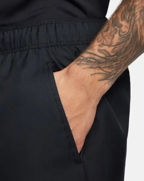 Шорти для тенісу Nike COURT VICTORY DRI-FIT 9IN чорні FD5384-010