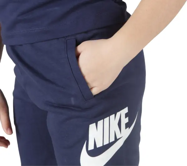 Комплект літній дитячий Nike SPORTSWEAR CLUB темно-синій 86L596-U90