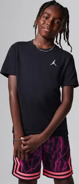 Футболка подростковая Nike JORDAN JUMPMAN AIR EMBROIDERED черная 95D266-023