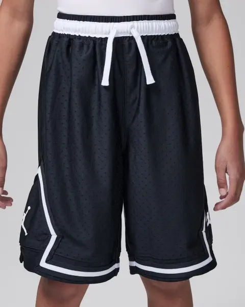 Шорты подростковые Nike JORDAN SPORT DRI-FIT DIAMOND черно-белые 95D313-023