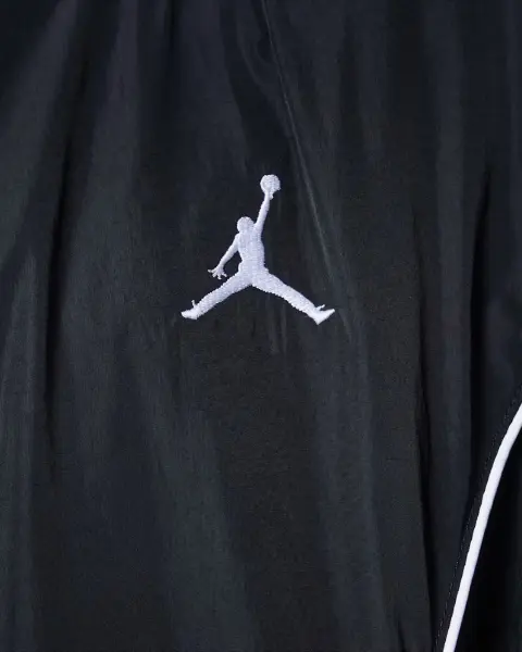 Вітровка підліткова Nike JORDAN ESSENTIAL DRAFT чорна 95D689-023