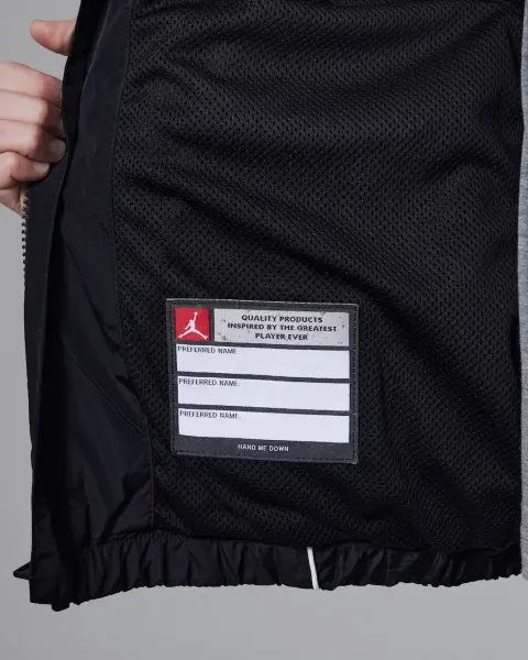 Вітровка підліткова Nike JORDAN ESSENTIAL DRAFT чорна 95D689-023