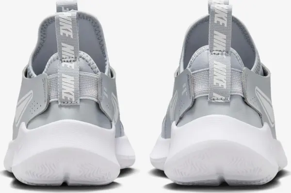 Кроссовки беговые подростковые Nike FLEX RUNNER 3 (GS) серые FN1294-001