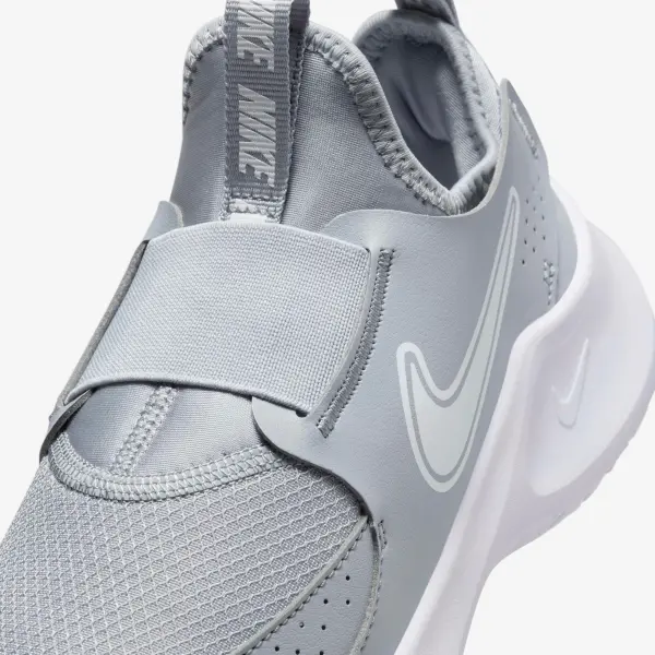 Кроссовки беговые подростковые Nike FLEX RUNNER 3 (GS) серые FN1294-001