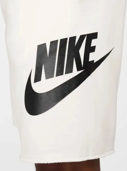 Шорти Nike CLUB FRENCH TERRY ALUMNI SHORTS молочні FQ4950-133