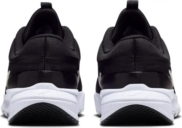 Кроссовки беговые подростковые Nike STAR RUNNER 5 (GS) черно-белые HF7004-002