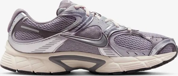 Кроссовки Nike V5 RNR серо-серебряные HJ5228-003