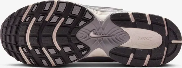 Кроссовки Nike V5 RNR серо-серебряные HJ5228-003