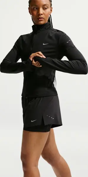 Шорти для бігу жіночі Nike SWIFT DRI-FIT MID-RISE 2-IN-1 чорні HJ5376-010
