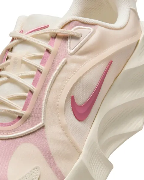 Кроссовки женские Nike AURA EDGE бежево-светло-розовые HQ7025-100