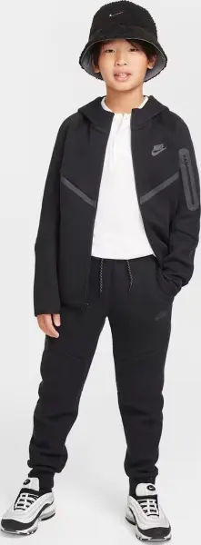 Спортивный костюм подростковый Nike SPORTSWEAR TECH FLEECE черный HV5867-010__HV5869-010