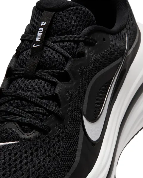 Кроссовки беговые Nike WINFLO 12 черно-белые HV9272-002