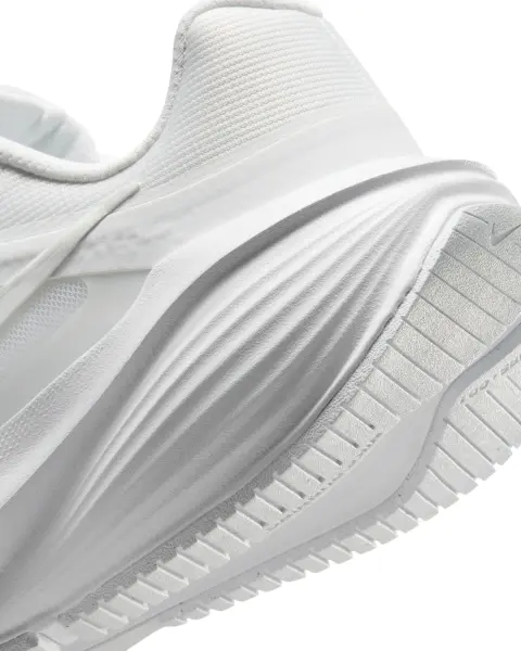 Кроссовки беговые женские Nike DOWNSHIFTER 14 белые IB1899-102