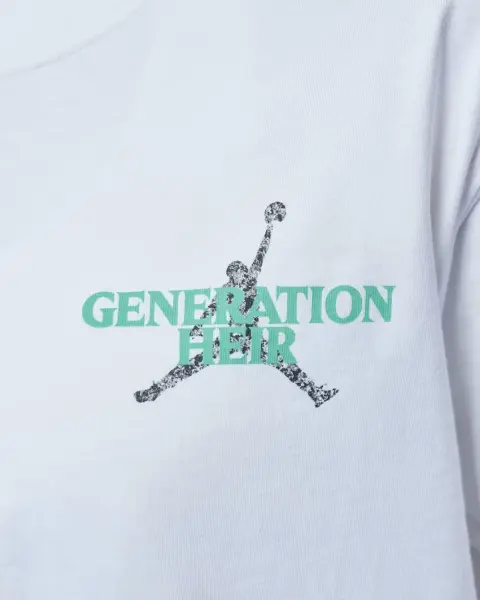 Футболка женская Nike JORDAN SPORT DRI-FIT бело-зеленая IF2221-101